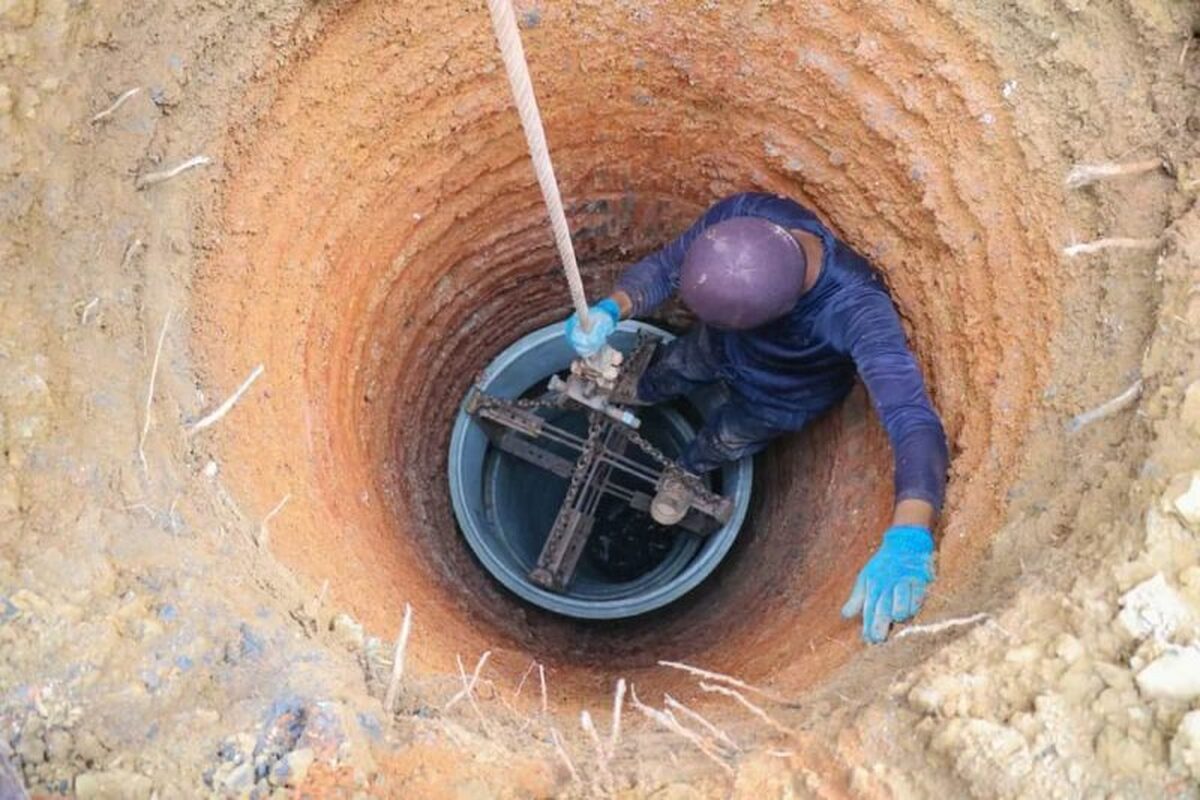 تسلیم شدن وزارت نیرو در برابر خواسته آبفای تهران؛ ۱۲۰ چاه آب در نقاط مختلف پایتخت حفر میشود تسلیم شدن وزارت نیرو در برابر خواسته آبفای تهران؛ ۱۲۰ چاه آب در نقاط مختلف پایتخت حفر میشود