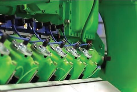 رنو نخستین روغنهای موتور کمکربن را در اروپا عرضه کرد رنو نخستین روغنهای موتور کمکربن را در اروپا عرضه کرد