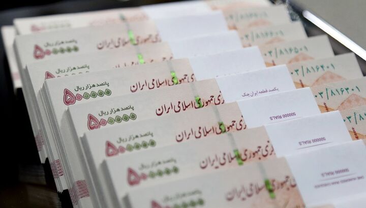 فلج شدن اقتصاد در پی اضافه برداشت بانکها | داد مجلس هم از خلق بی ضابطه پول درآمد فلج شدن اقتصاد در پی اضافه برداشت بانکها | داد مجلس هم از خلق بی ضابطه پول درآمد