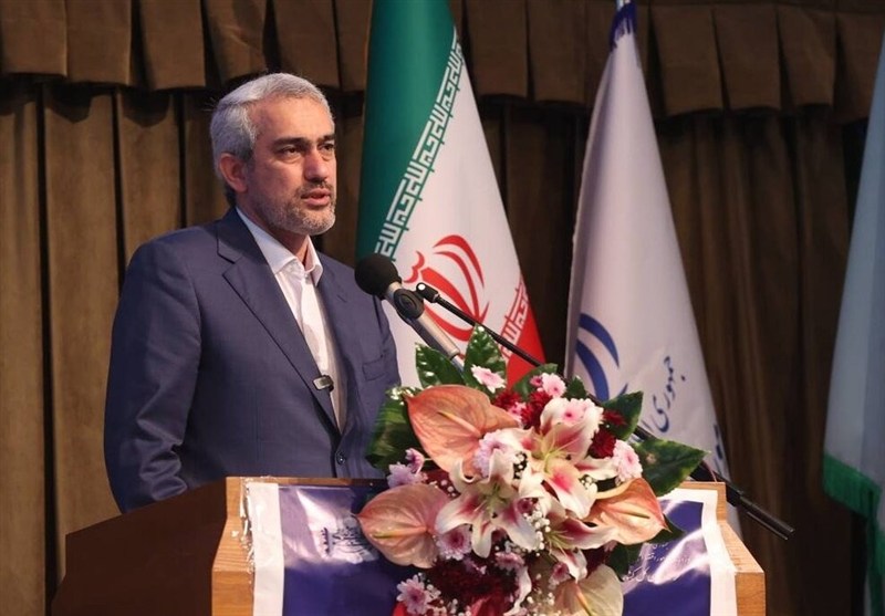 وزیر اقتصاد: جزییات برنامه حمایتی دولت از بازار سرمایه اعلام میشود وزیر اقتصاد: جزییات برنامه حمایتی دولت از بازار سرمایه اعلام میشود
