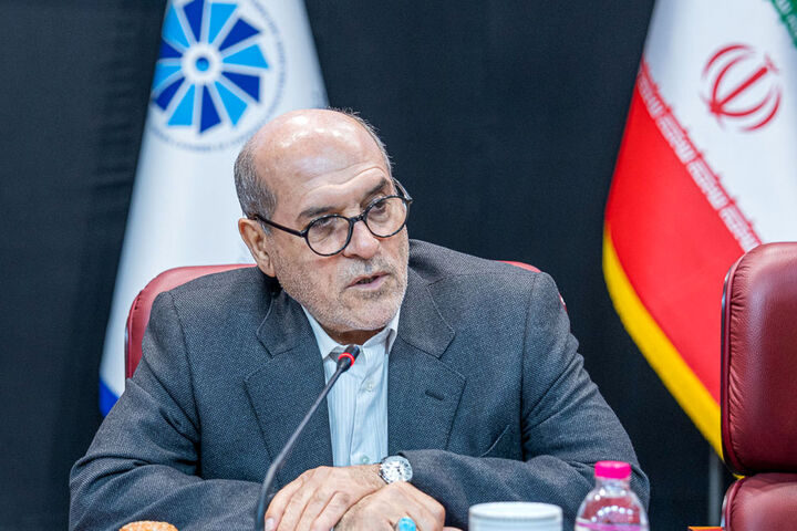 چالشهای تخصیص ارز به تولیدکننده و زمانبر بودن پروسه؛ صنعت به شدت با مشکل نقدینگی مواجه است چالشهای تخصیص ارز به تولیدکننده و زمانبر بودن پروسه؛ صنعت به شدت با مشکل نقدینگی مواجه است