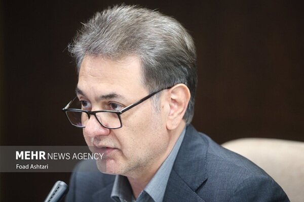 توضیحات ناصحی درباره بیمه دهک های درآمدی توضیحات ناصحی درباره بیمه دهک های درآمدی