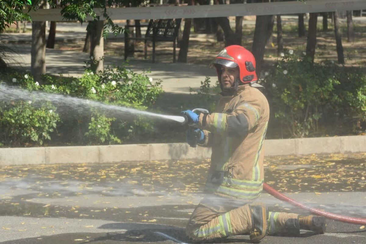 جزئیات آتش سوزی مرگبار یک مجتمع مسکونی در کرج جزئیات آتش سوزی مرگبار یک مجتمع مسکونی در کرج