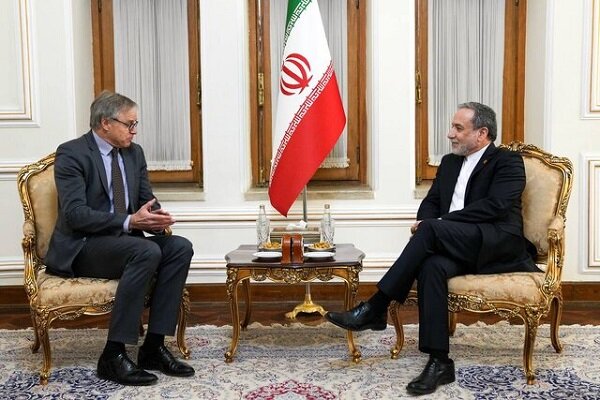 دیدار سفیر جدید آلمان با عراقچی دیدار سفیر جدید آلمان با عراقچی