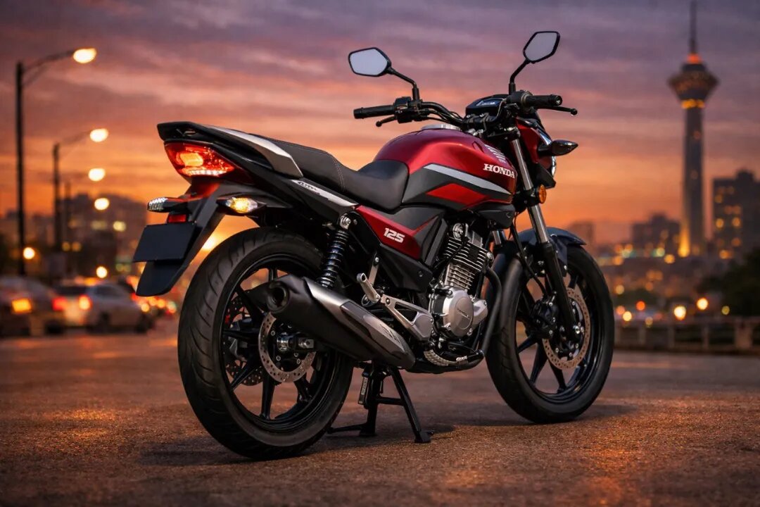 چهره جدید هوندا ۱۲۵ /عکس نمای سهچهارم جلو موتورسیکلت هوندا ۱۲۵ جدید (هوش مصنوعی)