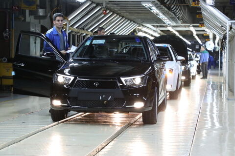 اختلاف بر سر اصلاح قیمت خودرو همچنان ادامه دارد اختلاف بر سر اصلاح قیمت خودرو همچنان ادامه دارد