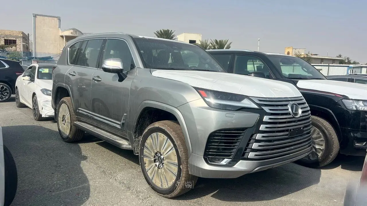 برادر بزرگتر لندکروز به بازار ایران رسید برادر بزرگتر لندکروز به بازار ایران رسید