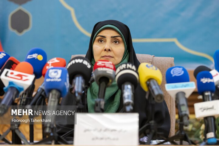 صادق: خدمات ایرلاینها باید با قیمت بلیت منطبق باشد صادق: خدمات ایرلاینها باید با قیمت بلیت منطبق باشد