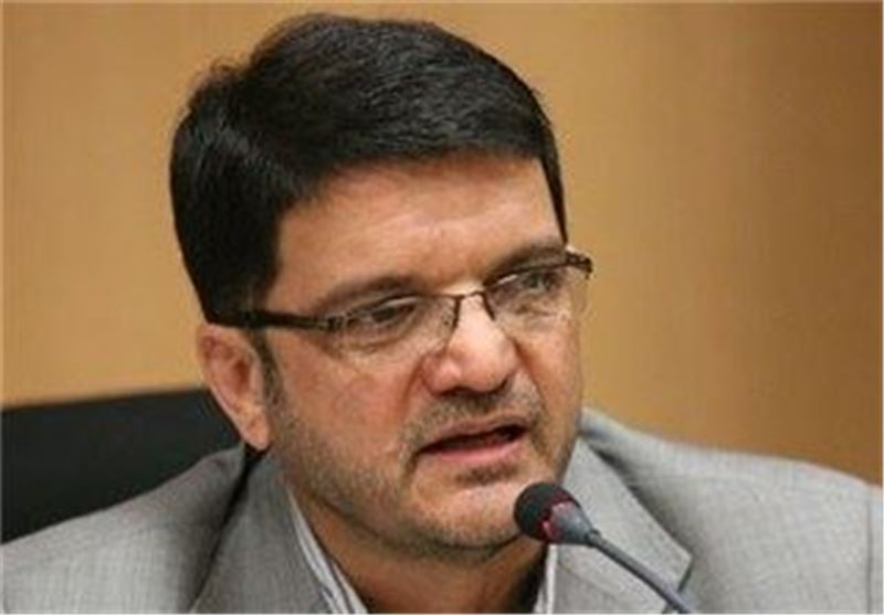 پایش روزانه بازار در استانهای مسافرپذیر برای تامین کالاهای اساسی پایش روزانه بازار در استانهای مسافرپذیر برای تامین کالاهای اساسی