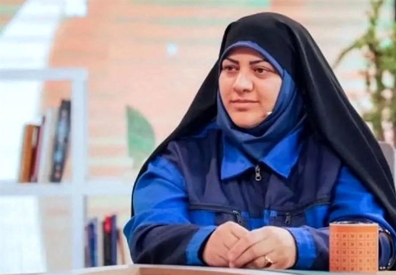 کارگران سنگر تولید را در شرایط جنگی حفظ کنند کارگران سنگر تولید را در شرایط جنگی حفظ کنند