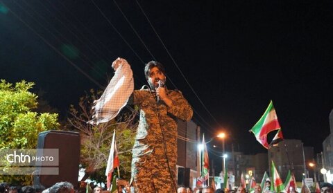 اجرای نمایش خیابانی «صدای انفجار» در باغملک و میداود اجرای نمایش خیابانی «صدای انفجار» در باغملک و میداود