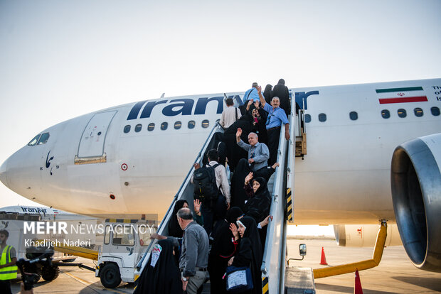 ازسرگیری پروازهای تهران - مشهد ایرانایر پس از ۵۶ روز وقفه ازسرگیری پروازهای تهران - مشهد ایرانایر پس از ۵۶ روز وقفه