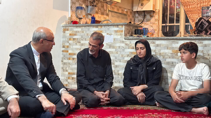 استاندار کرمانشاه: فرهنگ ایثار ضامن اقتدار کشور است استاندار کرمانشاه: فرهنگ ایثار ضامن اقتدار کشور است