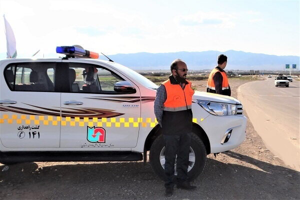 استقرار ۳۷۰ راهدار در پی بارش شدید باران در سطح جادههای لرستان استقرار ۳۷۰ راهدار در پی بارش شدید باران در سطح جادههای لرستان