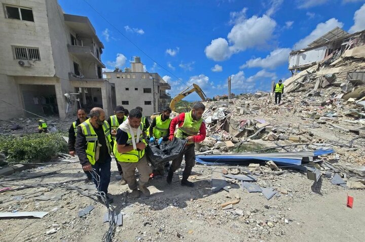 افزایش شهدای لبنان در پی حملات اسرائیل به بیش از ۲۳۰۰ تن افزایش شهدای لبنان در پی حملات اسرائیل به بیش از ۲۳۰۰ تن