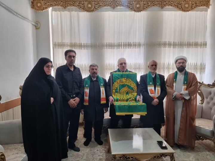 الشتر و نورآباد «زیر سایه خورشید» الشتر و نورآباد زیر سایه خورشید