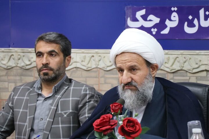 امام جمعه قرچک: معلم ها روشنگران نسل آینده هستند امام جمعه قرچک: معلم ها روشنگران نسل آینده هستند