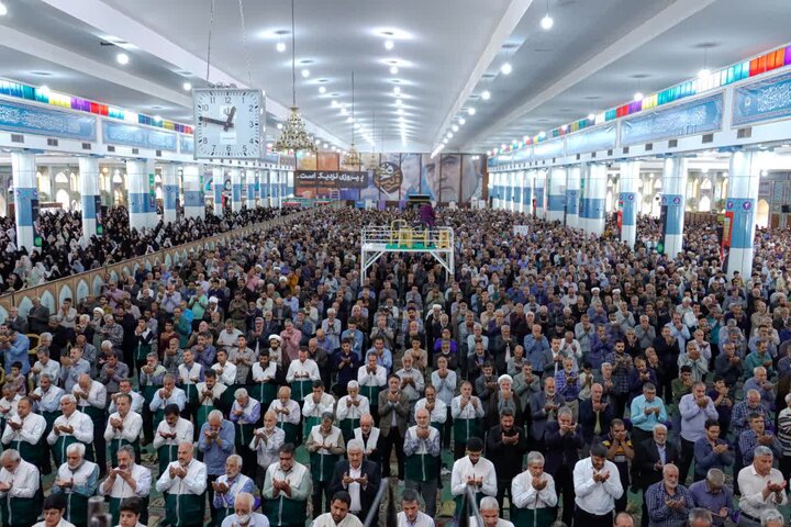 امام جمعه کرمان: وحدت ملت ایران کوهی استوار در برابر حوادث است امام جمعه کرمان: وحدت ملت ایران کوهی استوار در برابر حوادث است