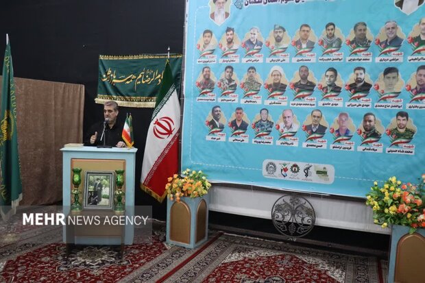 بازخوانی وصیت شهدا؛ استاندار سمنان: وحدت ملی سد نفوذ تفرقه است بازخوانی وصیت شهدا؛ استاندار سمنان: وحدت ملی سد نفوذ تفرقه است