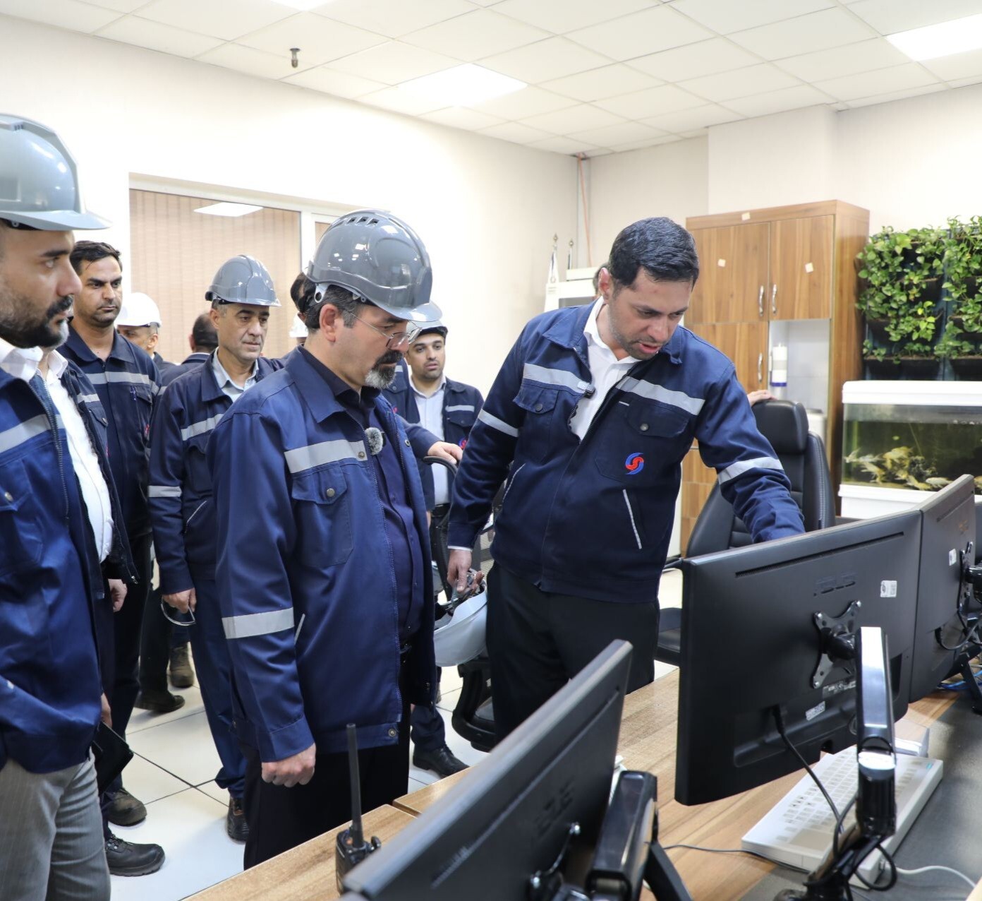 بازدید مدیرعامل هلدینگ صبا انرژی از شرکت صبا فولاد خلیج فارس بازدید مدیرعامل هلدینگ صبا انرژی از شرکت صبا فولاد خلیج فارس