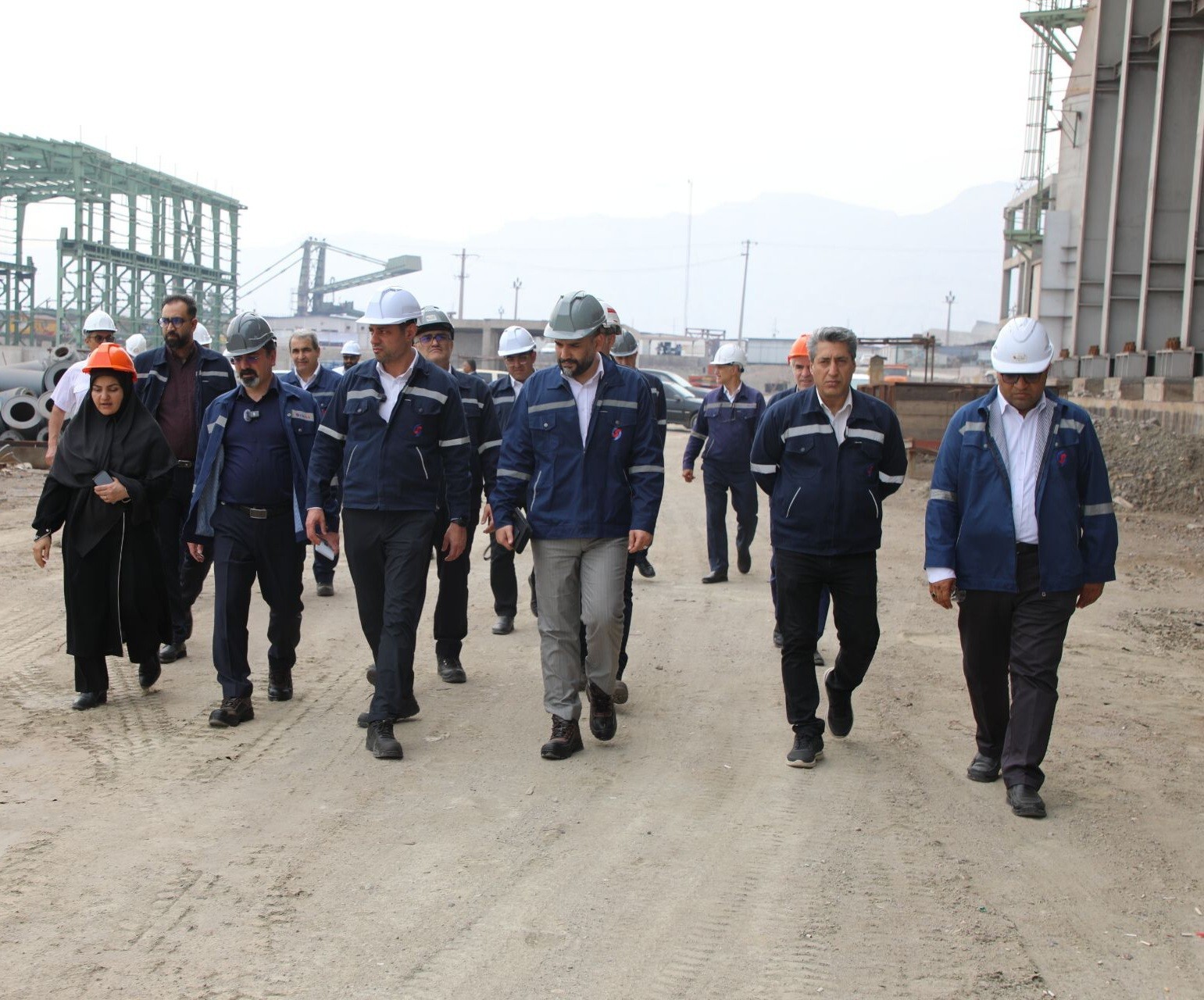 بازدید مدیرعامل هلدینگ صبا انرژی از شرکت صبا فولاد خلیج فارس بازدید مدیرعامل هلدینگ صبا انرژی از شرکت صبا فولاد خلیج فارس
