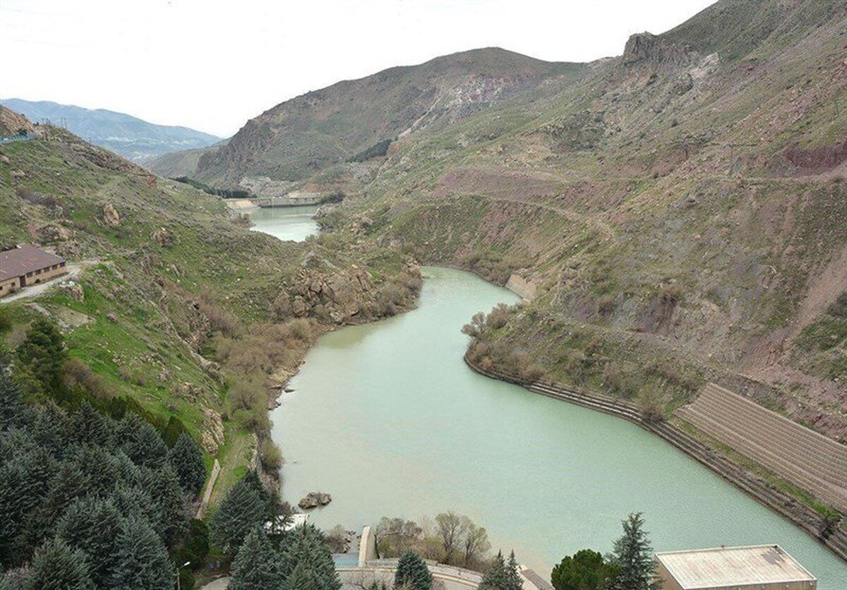 بحران آب در راه تهران/ سد لار فقط ۲ درصد پر است بحران آب در راه تهران/ سد لار فقط ۲ درصد پر است