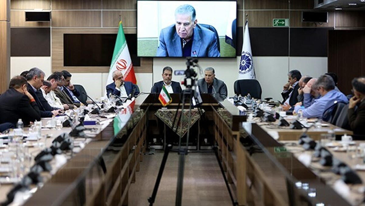 بخش خصوصی آماده بازسازی اقتصاد؛ درخواست برای آغاز تحول نظام حکمرانی بخش خصوصی آماده بازسازی اقتصاد؛ درخواست برای آغاز تحول نظام حکمرانی