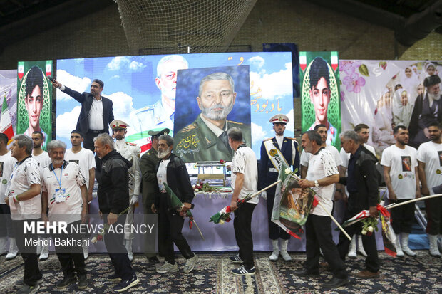 بزرگداشت «آقارحیم»، الگویی از جوانمردی ورزشی و اقتدار نظامی بزرگداشت «آقارحیم»، الگویی از جوانمردی ورزشی و اقتدار نظامی