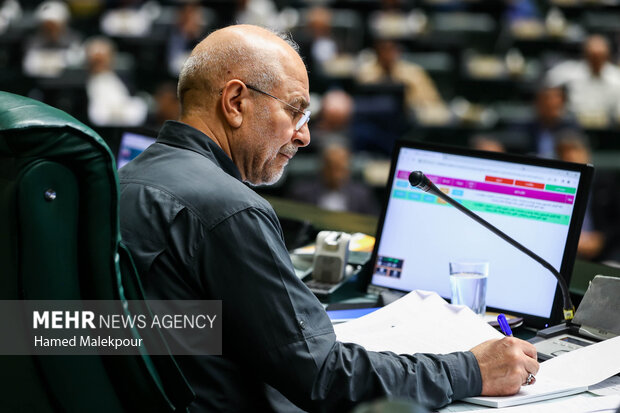 حمایت قاطع ۲۶۱ نماینده مجلس از هیئت مذاکرهکننده و قالیباف حمایت قاطع ۲۶۱ نماینده مجلس از هیئت مذاکرهکننده و قالیباف