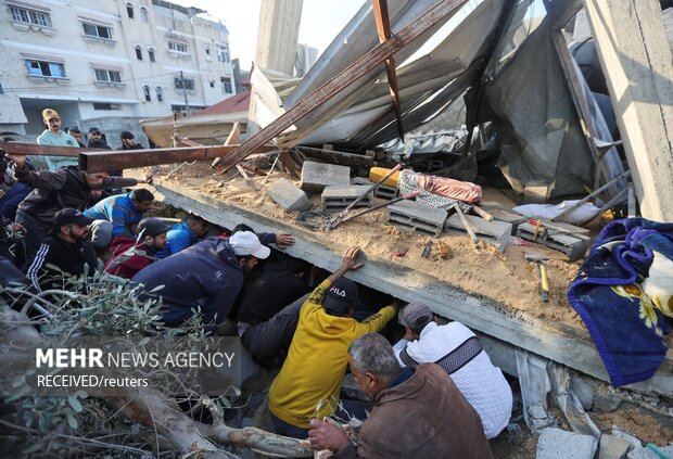 حمله هوایی رژیم اسرائیل به شمال غزه، ۵ شهید برجای گذاشت حمله هوایی رژیم اسرائیل به شمال غزه، ۵ شهید برجای گذاشت