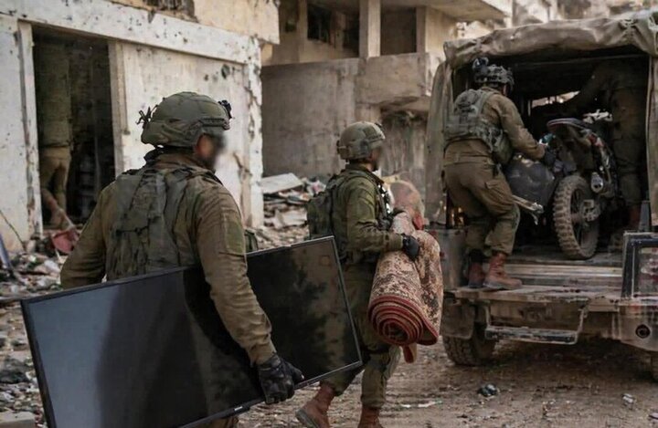 رسوایی جنجالی نظامیان صهیونیست در لبنان رسوایی جنجالی نظامیان صهیونیست در لبنان