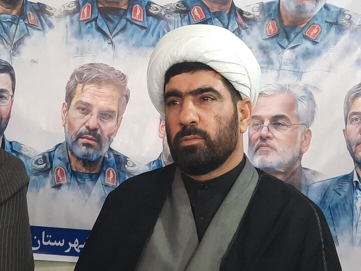 روایت داغ مدرسه «میناب»درگرگان؛خانواده شهید محمد لقمانی مهمان مردم روایت داغ مدرسه «میناب»درگرگان؛خانواده شهید محمد لقمانی مهمان مردم