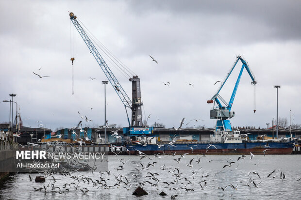 ظرفیت بنادر خزر برای جبران کسری های تجاری دریاهای جنوب ظرفیت بنادر خزر برای جبران کسری های تجاری دریاهای جنوب