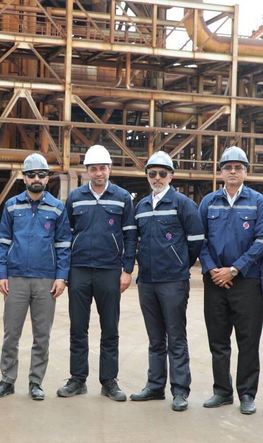 قدردانی و تشکر امین زاده حسابرس کل دیوان محاسبات کشور از عملکرد شرکت صبا فولاد خلیجفارس در طی جنگ تحمیلی سوم و تداوم تولید و صیانت از حقوق کارگران قدردانی و تشکر امین زاده حسابرس کل دیوان محاسبات کشور از عملکرد شرکت صبا فولاد خلیجفارس در طی جنگ تحمیلی سوم و تداوم تولید و صیانت از حقوق کارگران