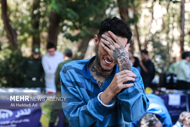 متهم اخاذی ۳۰ میلیاردی در پیشوا دستگیر شد متهم اخاذی ۳۰ میلیاردی در پیشوا دستگیر شد