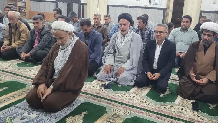 مصلح: حضور مردم در صحنه عاملی بازدارنده در برابر تهدیدات دشمنان است مصلح: حضور مردم در صحنه عاملی بازدارنده در برابر تهدیدات دشمنان است