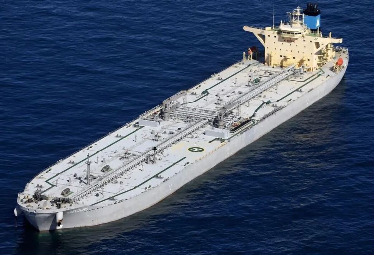 میزان صادرات نفت ایران در شرایط محاصره/ تانکرترکرز گزارش داد میزان صادرات نفت ایران در شرایط محاصره/ تانکرترکرز گزارش داد