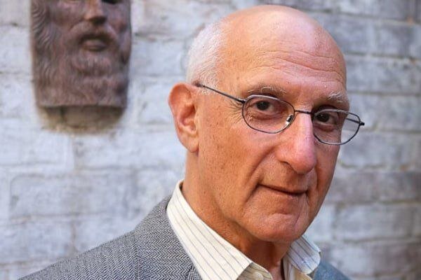 نامزد استرالیایی 2 جایزه بوکر از دنیا رفت نامزد استرالیایی 2 جایزه بوکر از دنیا رفت