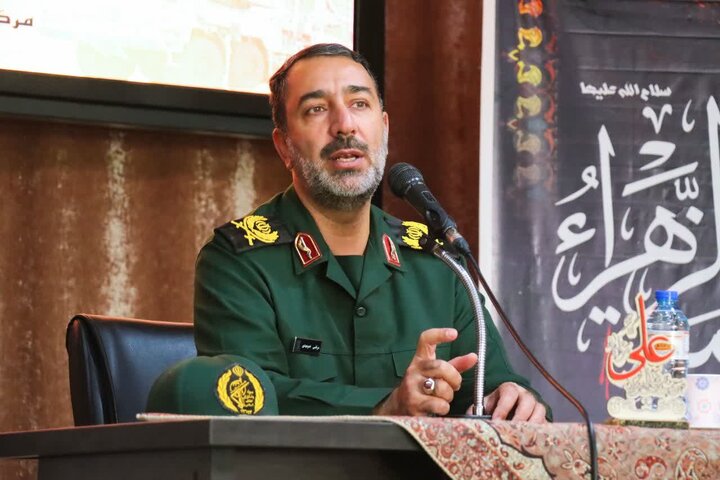 نمایش اقتدار ملی و رزمایش جانفدا برای ایران امام رضایی در مرکزی نمایش اقتدار ملی و رزمایش جانفدا برای ایران امام رضایی در مرکزی