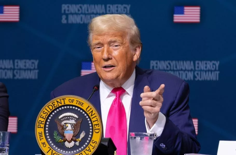 پروژه عظیم ترامپ برای ساخت دیتاسنتر هوش مصنوعی با مشکلات متعدد مواجه شد پروژه عظیم ترامپ برای ساخت دیتاسنتر هوش مصنوعی با مشکلات متعدد مواجه شد