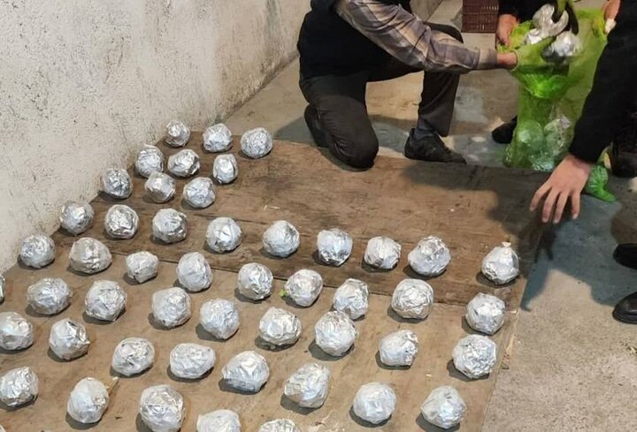 کشف بیش از ۱۷ هزار کیلوگرم مواد مخدر در خراسان رضوی کشف بیش از ۱۷ هزار کیلوگرم مواد مخدر در خراسان رضوی
