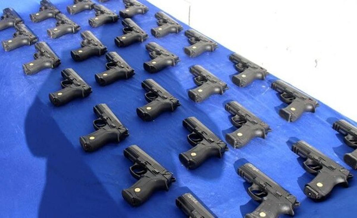 کشف سلاح و مهمات جنگی توسط هنگ مرزی سردشت کشف سلاح و مهمات جنگی توسط هنگ مرزی سردشت