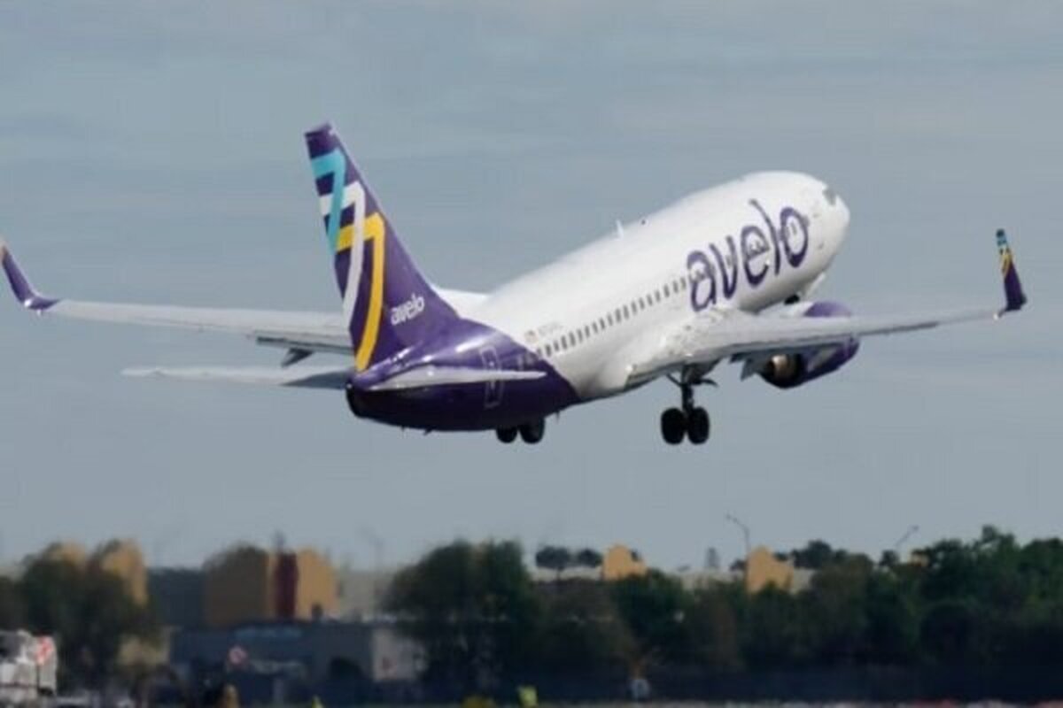 کمک اضطراری به خطوط هوایی آمریکا؛ جبران افزایش قیمت سوخت جت با بودجه دولت کمک اضطراری به خطوط هوایی آمریکا؛ جبران افزایش قیمت سوخت جت با بودجه دولت