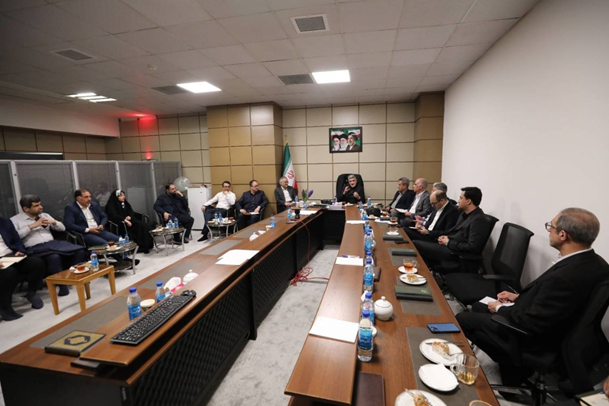 ناکارآمدی سازمان بورس در بازگشایی بازار؛ تا چه زمان سرمایه مردم بازیچه پنهانکاری شماست؟ ناکارآمدی سازمان بورس در بازگشایی بازار؛ تا چه زمان سرمایه مردم بازیچه پنهانکاری شماست؟