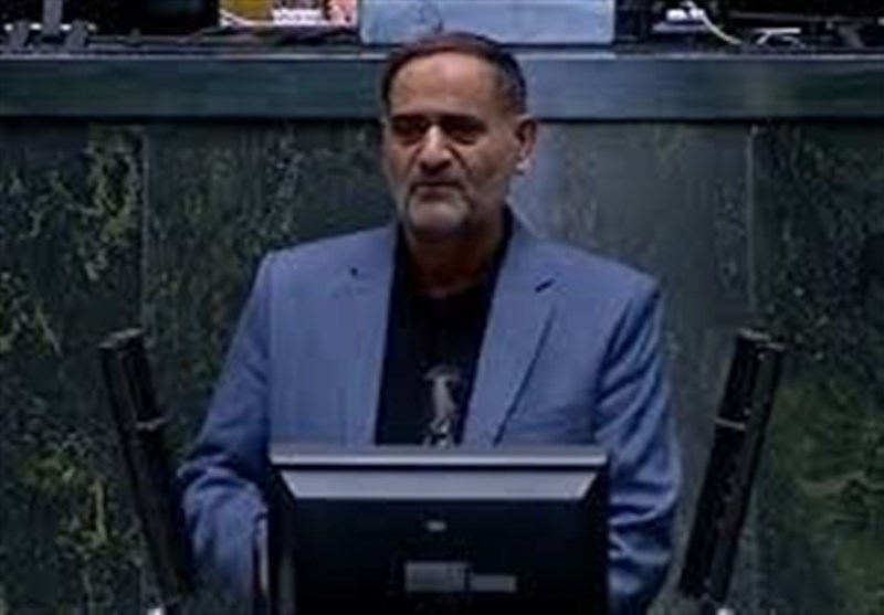 تلاش خودروسازان برای ممانعت از عرضه ورق فولاد در بورس تلاش خودروسازان برای ممانعت از عرضه ورق فولاد در بورس