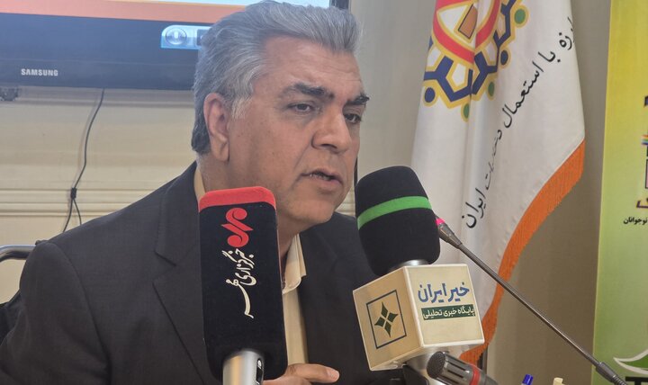 ۸۰ درصد مصرف کنندگان دخانیات زیر ۱۸ سال هستند ۸۰ درصد مصرف کنندگان دخانیات زیر ۱۸ سال هستند