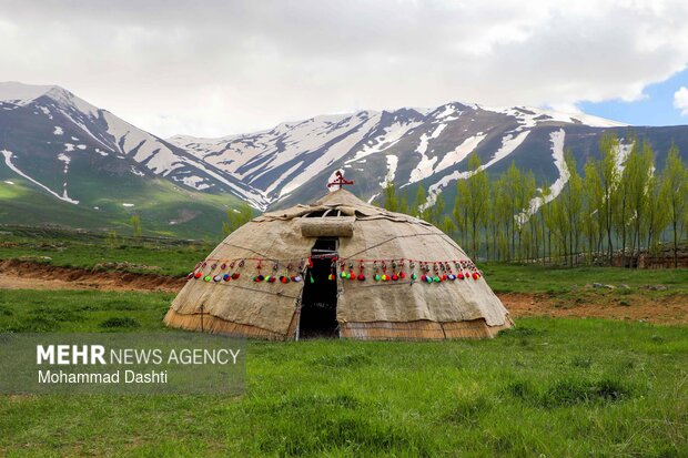 احیای ۴۵ هزار روستای کشور بدون اشتغال و گردشگری امکانپذیر نیست احیای ۴۵ هزار روستای کشور بدون اشتغال و گردشگری امکانپذیر نیست