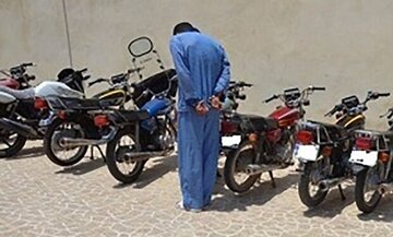 سرقت حرفهای موتورسیکلت با ترفند عجیب سرقت حرفهای موتورسیکلت با ترفند عجیب