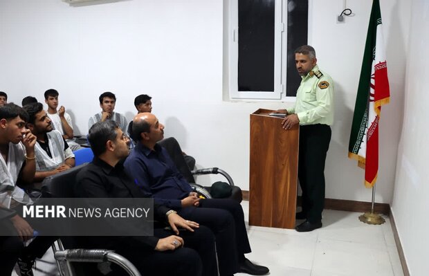 مقاتلی: طرح گواهینامه ۱۶ سالهها باعث ارتقای فرهنگ ترافیک میشود مقاتلی: طرح گواهینامه ۱۶ سالهها، باعث ارتقای فرهنگ ترافیک میشود