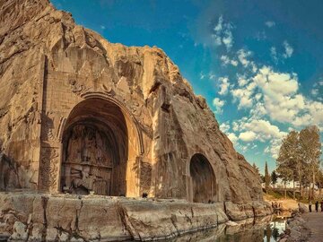 مکالمه رایگان ایرانسل به مناسبت روز کرمانشاه مکالمه رایگان ایرانسل به مناسبت روز کرمانشاه